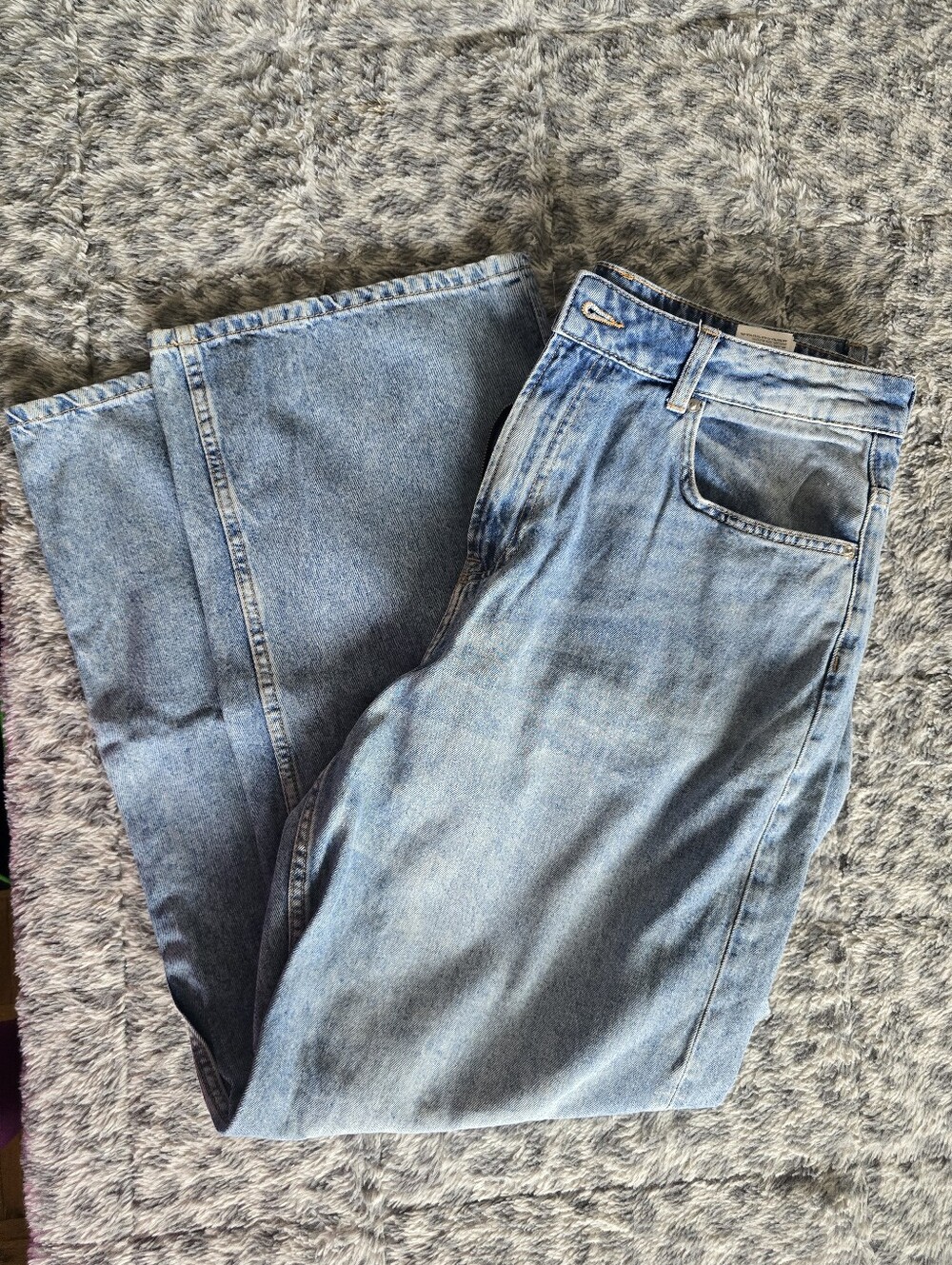 H&M Light Blue Relaxed baggy Denim Jeans
